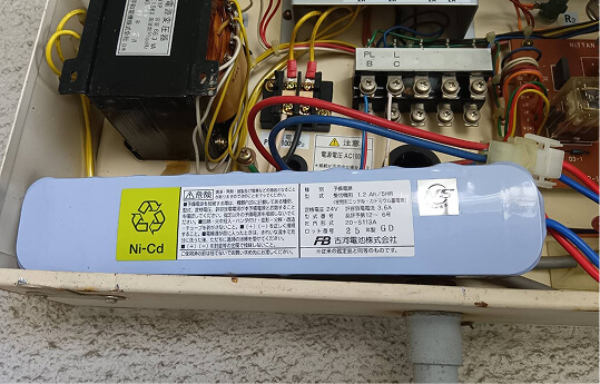 蓄電池（バッテリー）